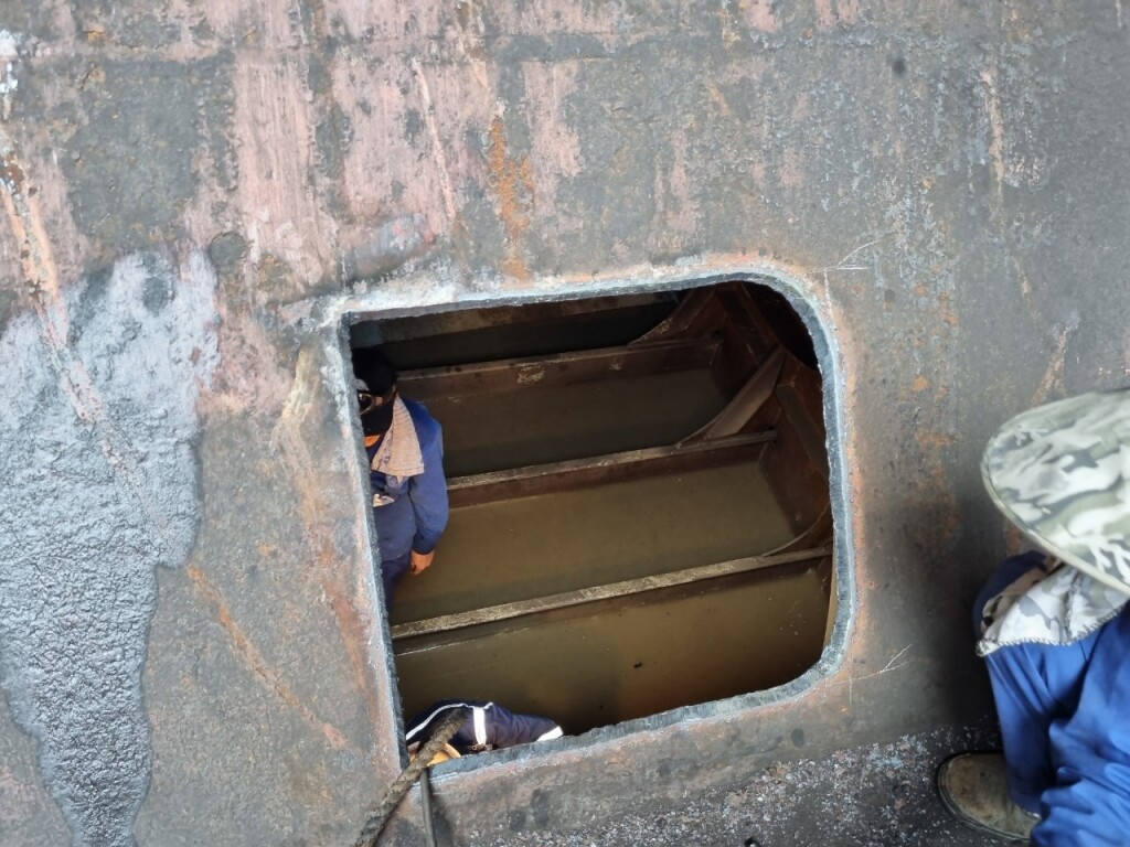 SHIP REPAIR IN VIETNAM – SHIP SERVICE IN HAIPHONG VIETNAM