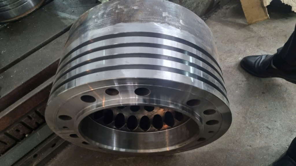 Piston head
